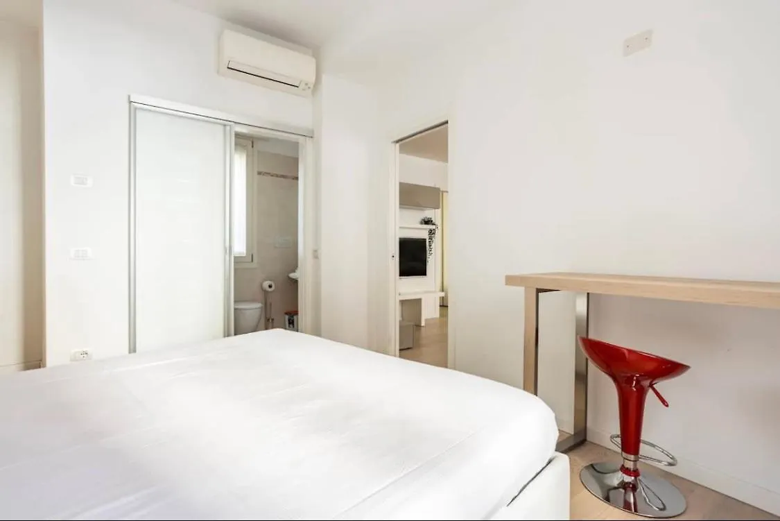 Romeo'S House Nel Centro Storico Di Verona - Free Parking 0*,  Italien