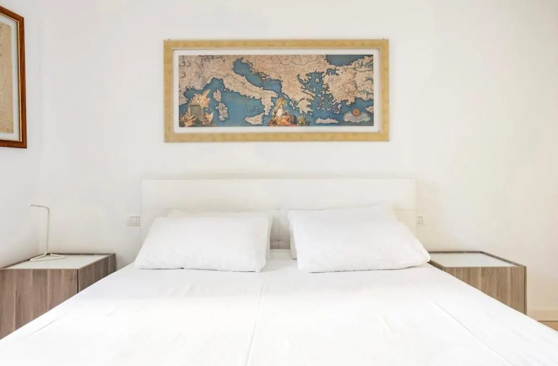 Apartment Romeo'S House Nel Centro Storico Di Verona - Free Parking